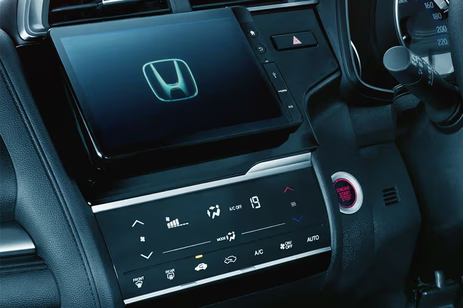honda-jazz-touch-screen-627639